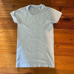 Lululemon top
